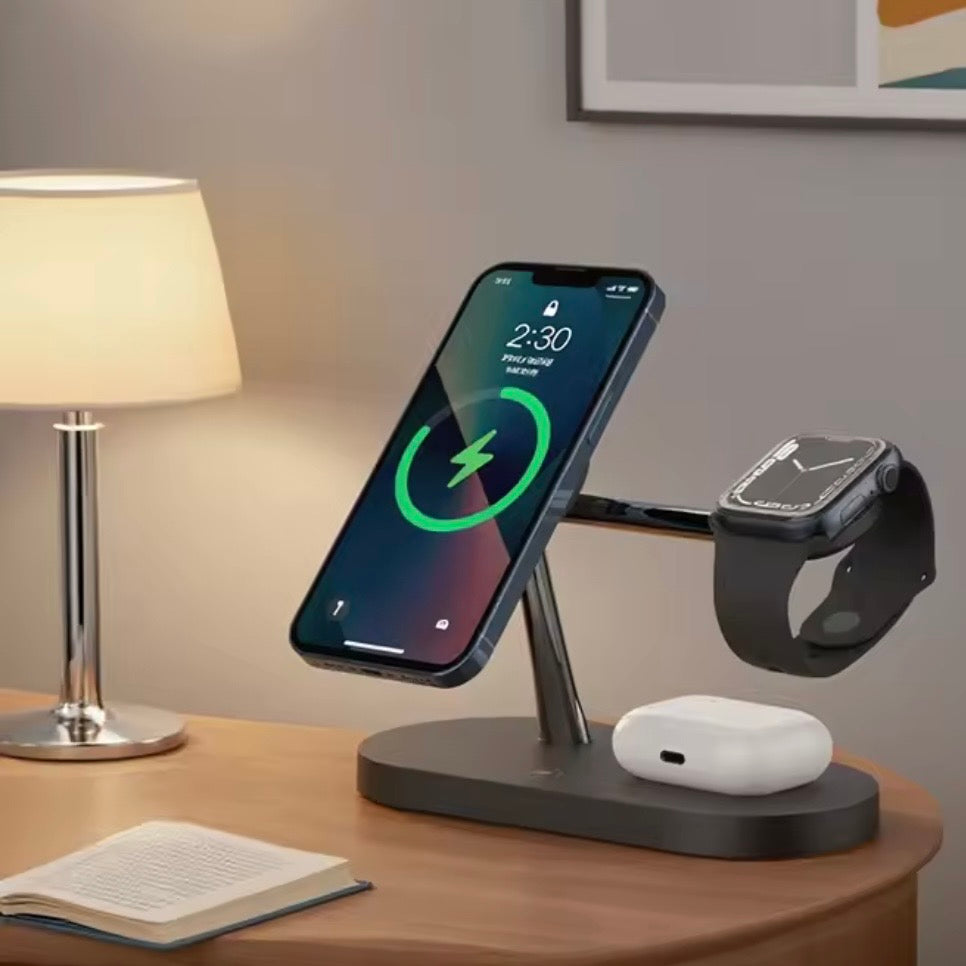 Magnetic 3-in-1 Charging Station